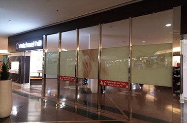 Retail Sign, Shopping Centre Signage, Glass window signage